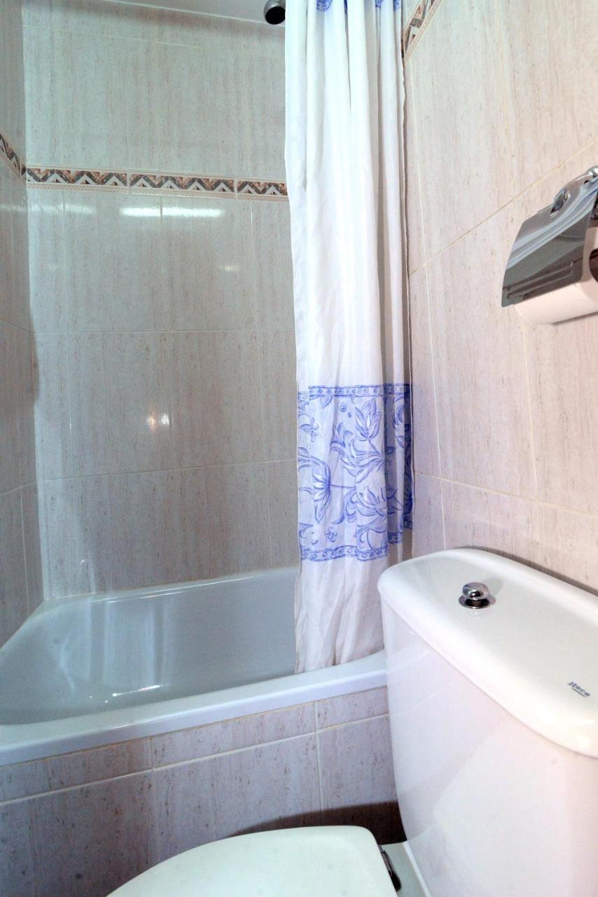 Single Room with External Bathroom,778705035:JPEG